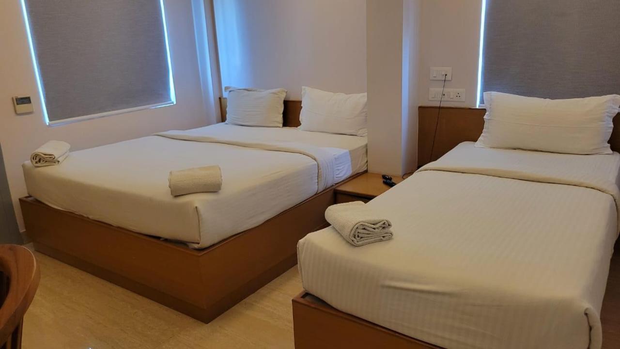 Moshis Nest Hotel มทุราย ภายนอก รูปภาพ
